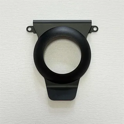 Produktbild von AirTag-Geldklammer - Metallischer Kartenhalter - Für Karten und Geldscheine - Unifarbenes Design
