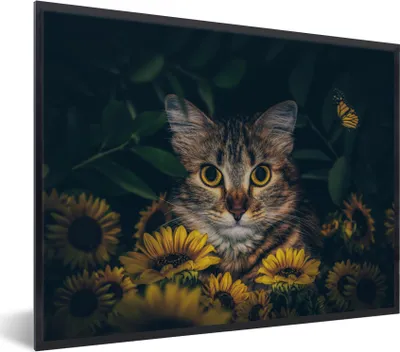 Produktbild von MuchoWow® Gerahmtes Poster Katze - Gelb - Blumen - Botanisch 40x30 cm - Poster mit Schwarzem Bilderrahmen Wandposter Rahmen Foto Bilder - Kunstposter - Wanddekorationen