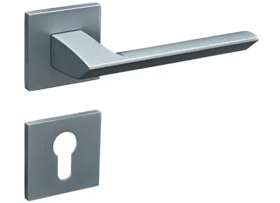 Produktbild von Gavroche Türgriffe Silber Matt Chrom Set PZ Türklinken für Innentüren Drückergarnitur für Zimmertür mit eckiger Rosettengarnitur aus Aluminium