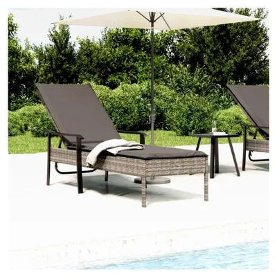Produktbild von Gartensofa und Sonnenliege mit Auflage in Grau aus Poly Rattan