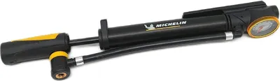 Produktbild von MICHELIN Mini Pumpe 2 in 1 Manometer Schwarz Gelb Street Einsatzfreudig