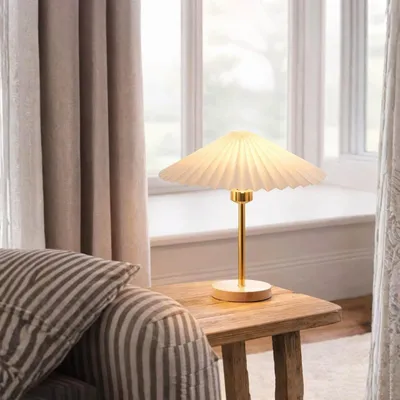 Produktbild von Opviq, Moderne Tischlampe mit Metallkörper, Ecru, Ø30 h:12 cm | Höhe: 36 cm, Kabel: 150 cm, Schalter am Kabel, E27 Fassung, Max 40 W | Stilvolles Design für Zuhause & Hotel.