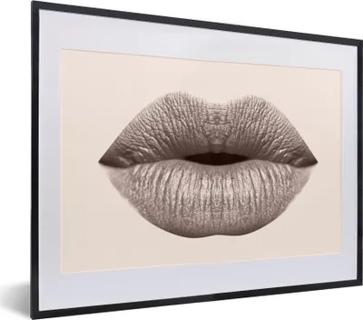 Produktbild von MuchoWow® MuchoWow® Gerahmtes Poster Lippen - Pastell - Grau 40x30 cm - Poster mit zchwarzem Bilderrahmen - Bilderrahmen - Poster im Rahmen
