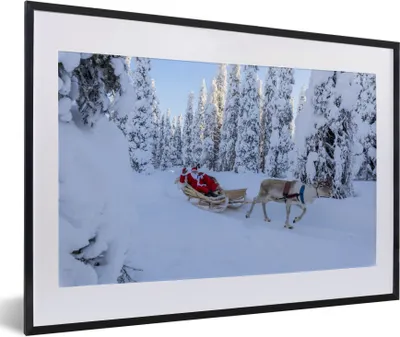 Produktbild von MuchoWow® Gerahmtes Poster Weihnachtsmann auf einem Rentierschlitten 60x40 cm - Poster mit Schwarzem Bilderrahmen Wandposter Rahmen Foto Bilder - Schlafzimmer - Plakat in Rahmen - Drucken