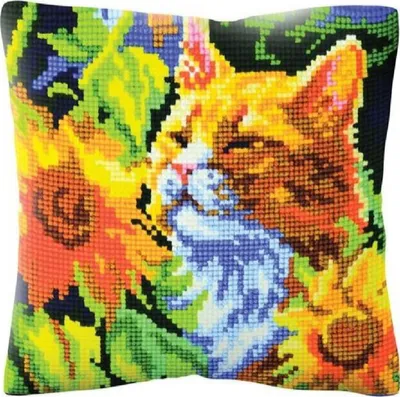 Produktbild von CDA Kreuzstichkissen Stickpackung "Katze in Sonnenblumen ", bedruckt, 40x40cm