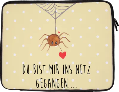 Produktbild von Mr. & Mrs. Panda Laptop Tasche Spinne Agathe Liebe 33 x 42 cm - Gelb Pastell - Geschenk, Liebesgeschenk, Laptoptasche, Verliebt, Sleeve, Liebesbeweis, Hülle