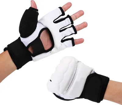 Produktbild von Paar Boxhandschuhe für Taekwondo, Karate und Sparring im Kampfsport Boxtraining