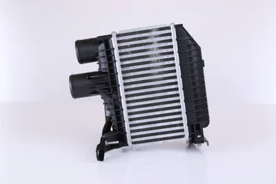 Produktbild von NISSENS 96758 Ladeluftkühler LLK für TOYOTA AVENSIS Kombi (T25) Turbo Intercooler