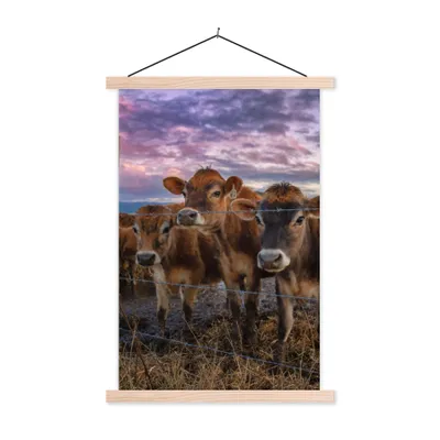Produktbild von MuchoWow® Textilposter Kuh - Tiere - Kühe 60x90 cm mit holzfarbenen Rahmen - Textil
