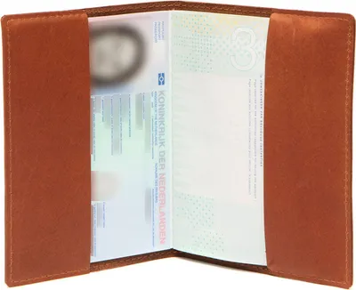 Immagine prodotto di The Chesterfield Brand Pelle caso di identificazione Passport Case Cognac terracotta
