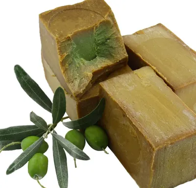 Immagine prodotto di Set di saponi Tengri® Original Aleppo, 6 x 200 g (1200 g circa) con 20% di olio di alloro / 80% di olio d'oliva. Sapone solido, sapone naturale / sapone per capelli / sapone da doccia