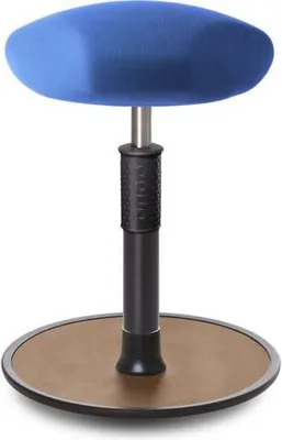 Produktbild von Sitz- Stehhocker Free Regular Triangel Gestrick blau schwarz /Natur.