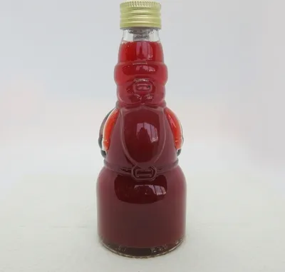 Produktbild von Nikolaus Weihnachtsmann mit Erdbeer-Likör 200ml 15,4% vol