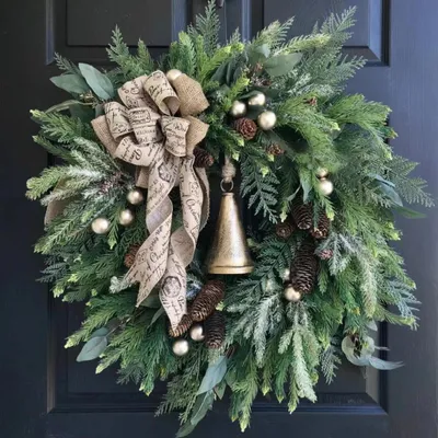 Produktbild von Weihnachtskranz Bauernhaus, Türkranz Weihnachten, Weihnachtsgirlande mit Kiefer und Glocken, Künstliche Weihnachten Haustürkranz Aussen (50 * 50 cm)