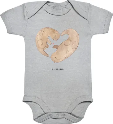 Produktbild von Mr. & Mrs. Panda Strampler Baby Otter Herz 12. - 18. Monat - Heather Grey - Geschenk, overall, Liebe, Einteiler, Babybody, babykleidung body, Hochzeitstag