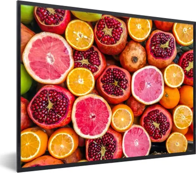 Produktbild von MuchoWow® Gerahmtes Poster Orange - Granatapfel - Rot 80x60 cm - Poster mit Schwarzem Bilderrahmen Wandposter Rahmen Foto Bilder - Schwarzem - Mit Gestell