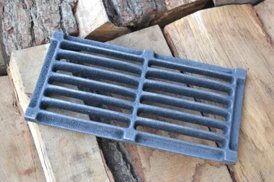 Immagine prodotto di SEZAM - Griglia per stufa 30,5 x 15 cm Ghisa Griglia in ghisa Griglia per camino quadrata Griglia per cenere Stufa a legna Griglia da tavolo Griglia Griglia per stufa Camino