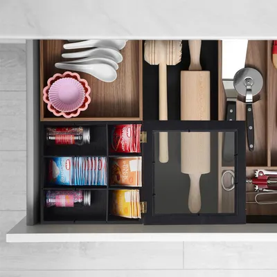 Productafbeelding van Famanu theedoos met 7 vakken en een kijkvenster - Houtlook - 8 x 25 x 25,5 cm - Zwart