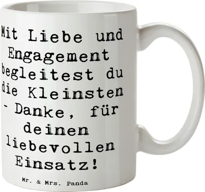 Produktbild von Mr. & Mrs. Panda Kaffeetasse Spruch Liebevolle Erzieher - Weiß - Geschenk, Dankeschön, Trinkbecher, Kaffeebecher, Danke, Erziehung, Bedanken, Geschenkidee, sagen, Becher