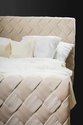 Produktbild von Luxus Betten Modern Bettrahmen 180x200 cm Design Schlafzimmer Möbel Kopfteil