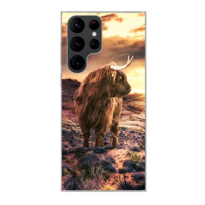 Produktbild von MuchoWow® Handyhülle Schutzhülle Hülle für Samsung Galaxy S22 Ultra Schottische Highlander - Horizont - Landschaft Silikon Softcase Handy Hülle - Abbildung