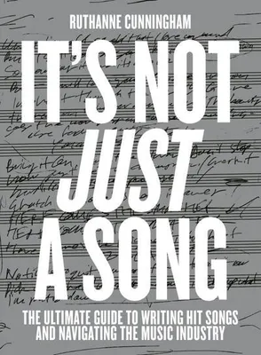 Immagine prodotto di Non è solo una canzone
