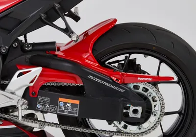 Produktbild von BODYSTYLE Hinterradabdeckung fÃ1/4r CBR1000RR SC77 für CBR1000RR SC77