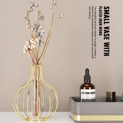 Produktbild von 7-Zoll-Geometrische Glasblumenvase mit Metallrahmen für Heimtextilien, Roségold / Groß