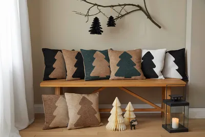 Produktbild von H.O.C.K. X-Mas Tree Tannenbaum Weihnachtskissen Leander Wendekissen 40x40cm col. C1 taupe / schwarz