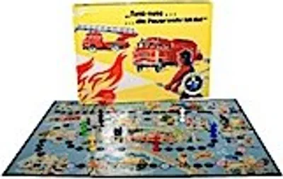 A board game box and board are displayed, with the box open and the board laid out.