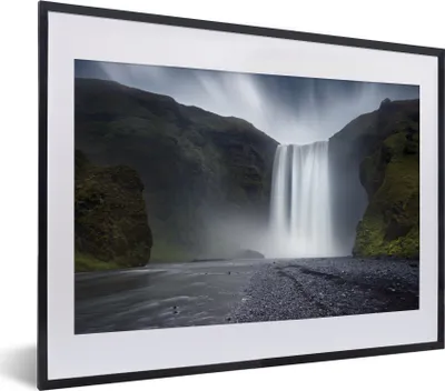 Produktbild von MuchoWow® MuchoWow® Gerahmtes Poster Wasserfall - Berg - Dschungel 40x30 cm - Poster mit zchwarzem Bilderrahmen - Bilderrahmen - Poster im Rahmen