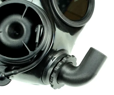 Produktbild von Winkel freidrehend RD40 auf 25mm Schlauch Gasmaske FM12 FMJ08 GP5 S10 OM-90 Maske Gasmask
