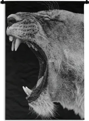 Produktbild von MuchoWow® Wandteppich Wandbehang Tiere - Löwe - Schwarz - Weiß - Porträt 90x135 cm Tapisserie Dekoration Wandtuch - Baumwolle - Wandskulptur