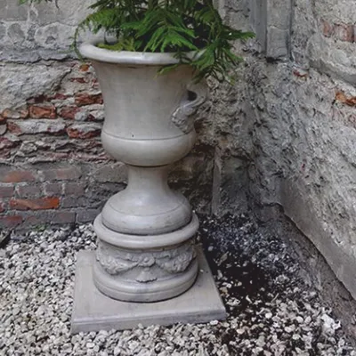 Produktbild von Casa Padrino Barock Blumentopf mit Sockel Grau H. 108 cm - Barock Garten Deko