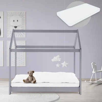 Produktbild von ML-Design Kinderbett 70x140 cm mit Matratze H:10cm, Dach und Lattenrost, Hellgrau, Hausbett aus Kiefernholz Bodenbett Jugendbett Spielbett Holzbett