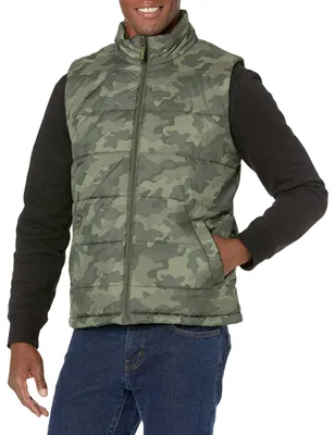 Produktbild von Amazon Essentials Herren Mittelschwere Isolierte Daunenweste Mit Fleecefutter, Armeegrün Tarnmuster, XS
