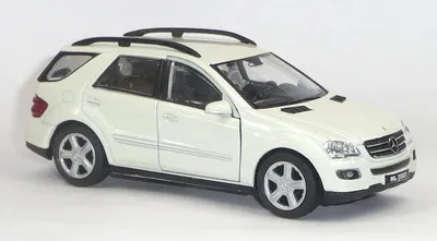 Produktbild von Mercedes Benz ML 350 Sammlermodell weiß ca. 12cm