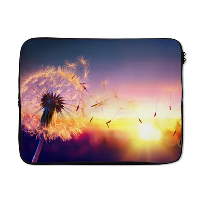 Produktbild von MuchoWow® Laptop Hülle 17 Zoll Laptoptasche Löwenzahn - Blumen - Sonnenuntergang - Horizont - Nacht - Zipper - Schutzabdeckung