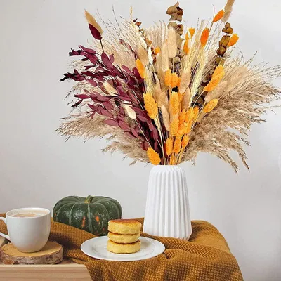Produktbild von 100 Stück Pampasgras Getrocknet Natürlich Getrocknete Blumen Trockenblumen Bouquet, Pampasgras Bouquet Schilfrohrblume Deko Ideal für Boho Wohnzimmer