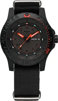 Zdjęcie produktu dla Herrenuhr - Seria: P66 Red Combat - Traser Modell: 104147