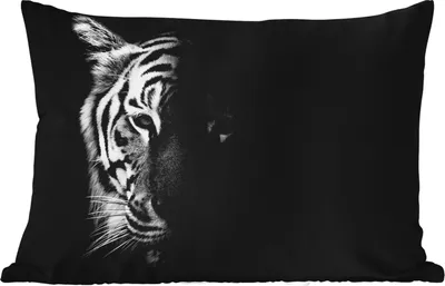 Produktbild von MuchoWow® Outdoor Kissen - Tiger - Tiere - Wild - Schwarz - Weiß - 50x30 cm - Wetterfest - Lounge Kissen - Sofa kissen - Wohnzimmer Dekoration