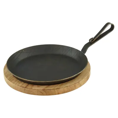 Produktbild von Servierpfanne aus Schmiedeeisen gebogener Hakenstiel Ø 28 cm 1 Stück inklusive Brett