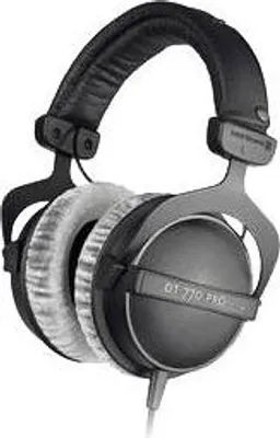 Produktbild von Beyerdynamic DT 770 Pro Kopfhörer Kabelgebunden Kopfband Musik Schwarz