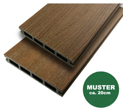Produktbild von WPC Terrassendiele Handmuster Teak | coextrudiert, 25 × 140 mm, 3D Holzoptik, Wendediele | Materialprobe Terrasse | WoodoThassos