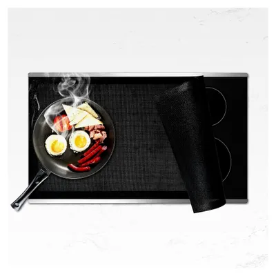 Produktbild von Große Induktionsschutzmatte 61x53 cm, rutschfestes Silikon für Induktionskochfelder (magnetisch), Kratzschutz für Kochfelder, durchbrochenes Schwarz