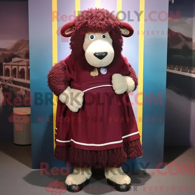 Obrázok produktu pre Maskot spoločnosti REDBROKOLY, ovca Suffolk v kaštanovej farbe, oblečená v plisovanej sukni a s mašľami