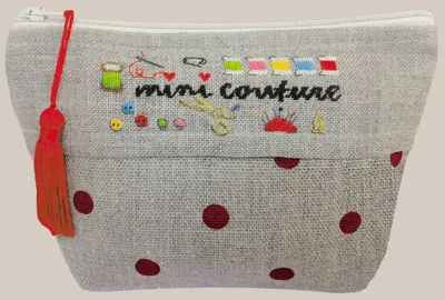 Obrázek produktu pro Vyšívací sada Le Bonheur des Dames Etui Petit Point "Mini šicí pouzdro