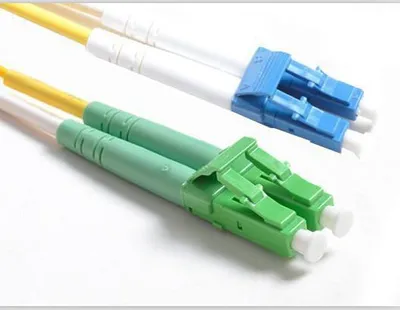 Immagine prodotto di MicroConnect LC/UPC-LC/APC 1 m OS2