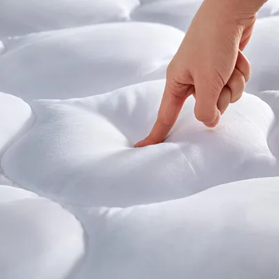 Productafbeelding van ZONE Gewatteerde hoeslaken voor twee eenpersoonsbedden - zachte pluizige topmatras topper met diepe zak 8-21 inch, Twin