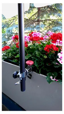 Produktbild von XXL Balkon Geländerhalterung für Sonnenschirme - DUO - drehbar 360 ° - für runde und eckige Geländer bis 70 mm Ø - geeignet für Schirmstöcke bis 38 mm Ø